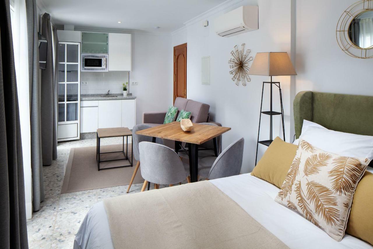 Wanderlust Malaga Apartamentos Atico Exteriör bild